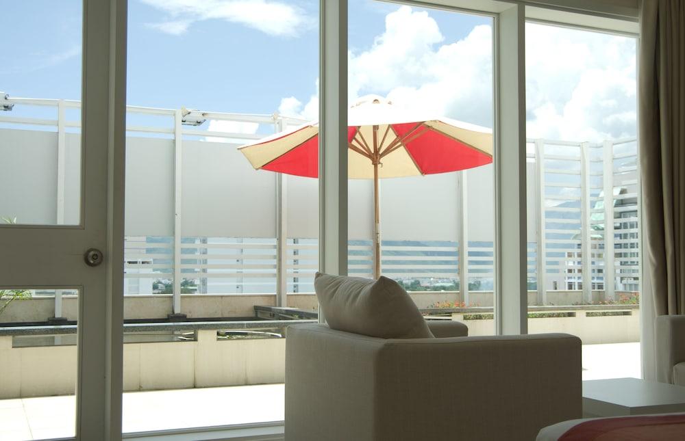 Nhi Phi Hotel Nha Trang Eksteriør billede