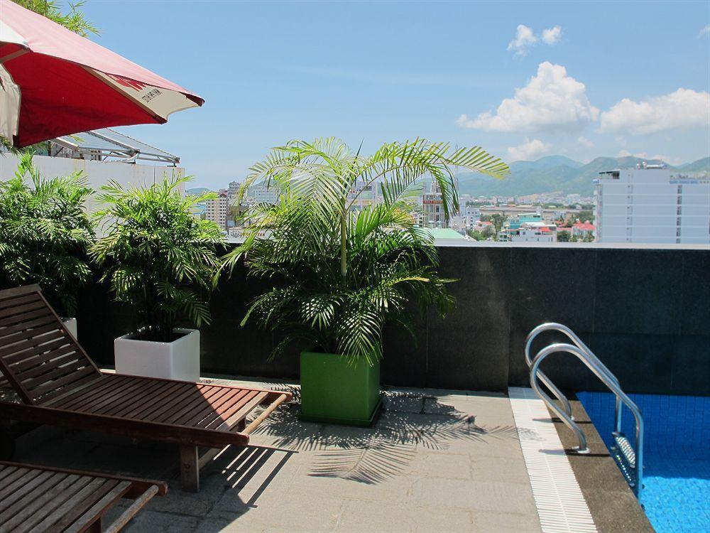 Nhi Phi Hotel Nha Trang Eksteriør billede