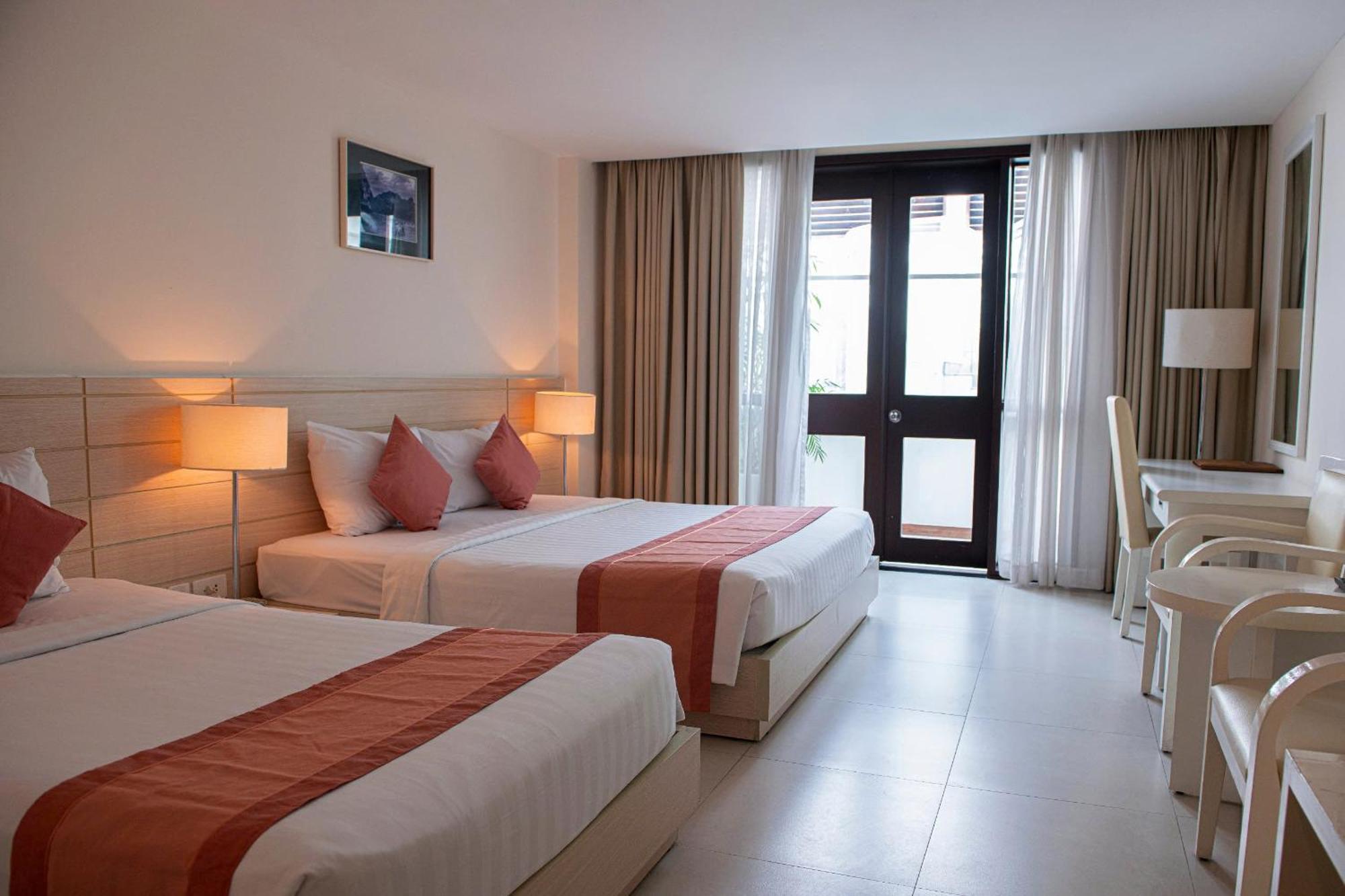Nhi Phi Hotel Nha Trang Eksteriør billede