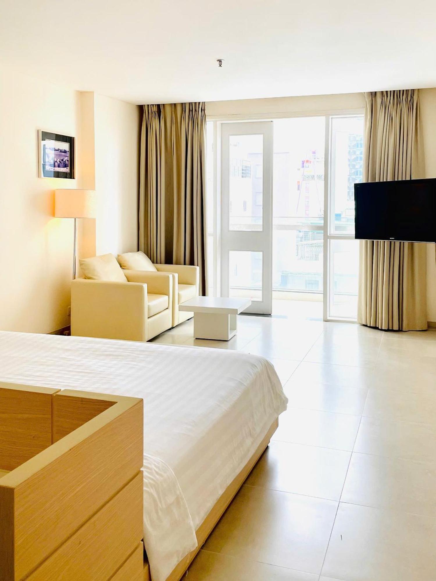 Nhi Phi Hotel Nha Trang Eksteriør billede