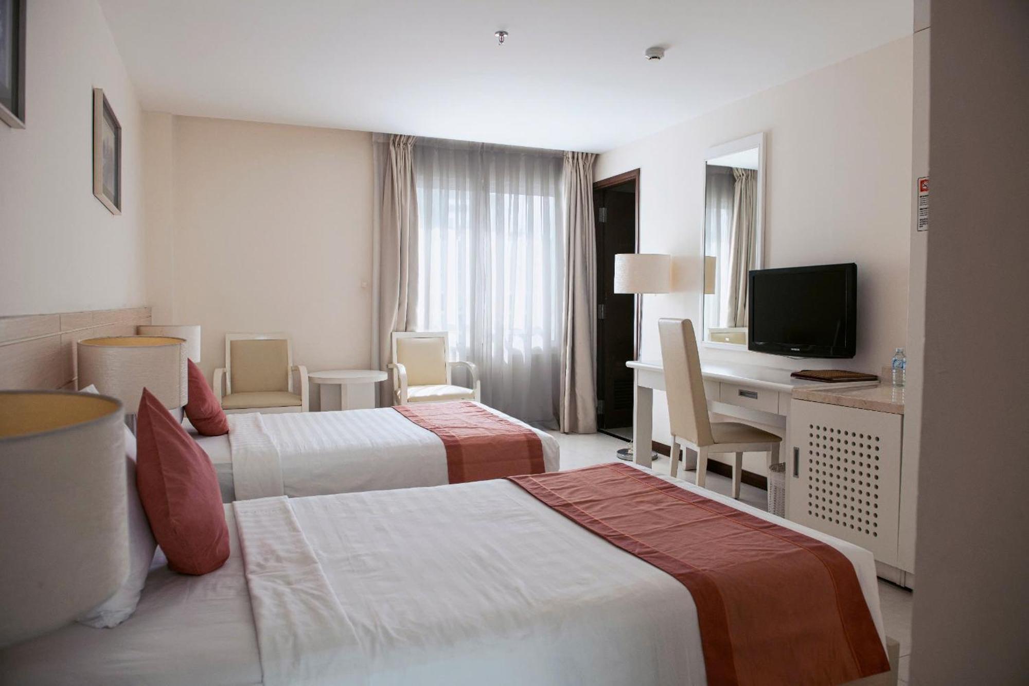 Nhi Phi Hotel Nha Trang Eksteriør billede