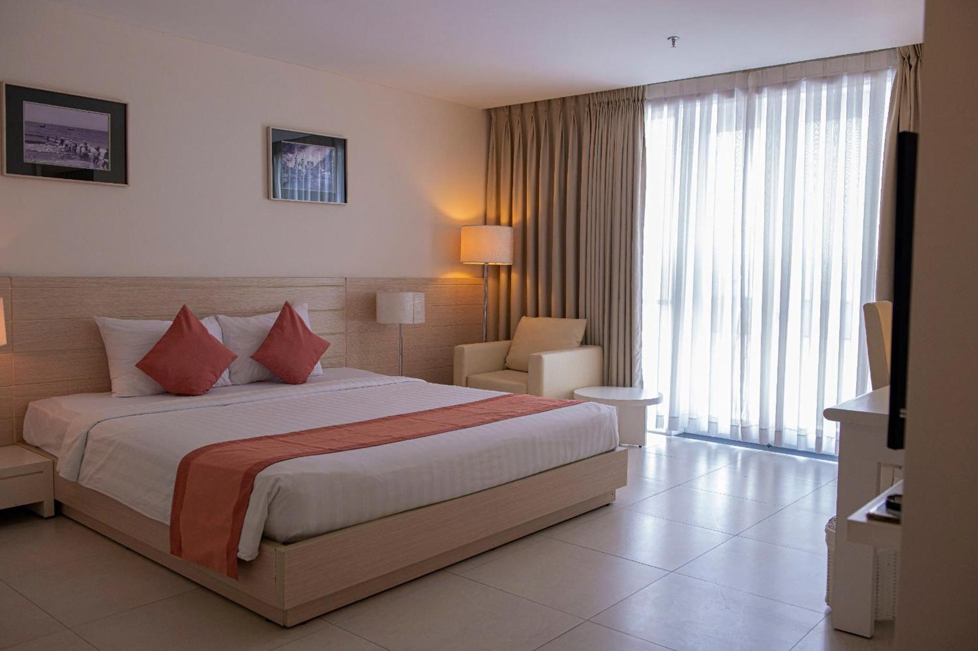 Nhi Phi Hotel Nha Trang Eksteriør billede