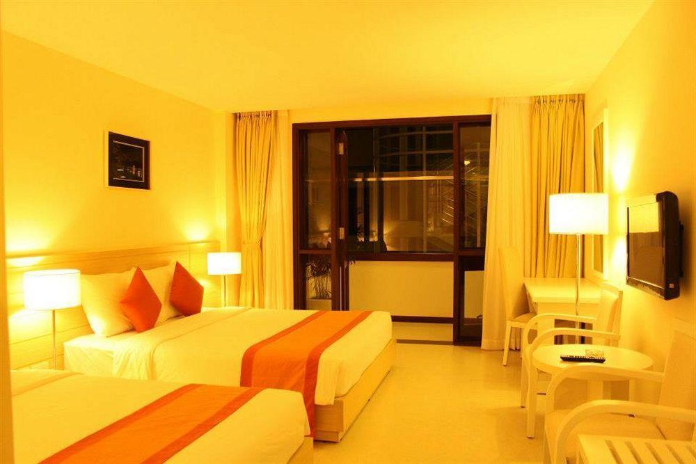 Nhi Phi Hotel Nha Trang Eksteriør billede